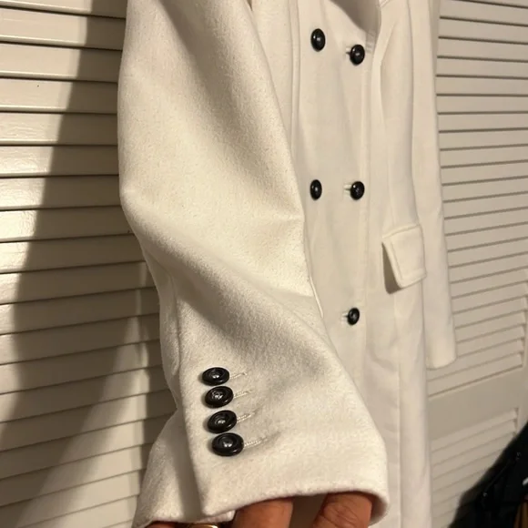 Zara Woman long White Jacket Size Small 41” Inches long